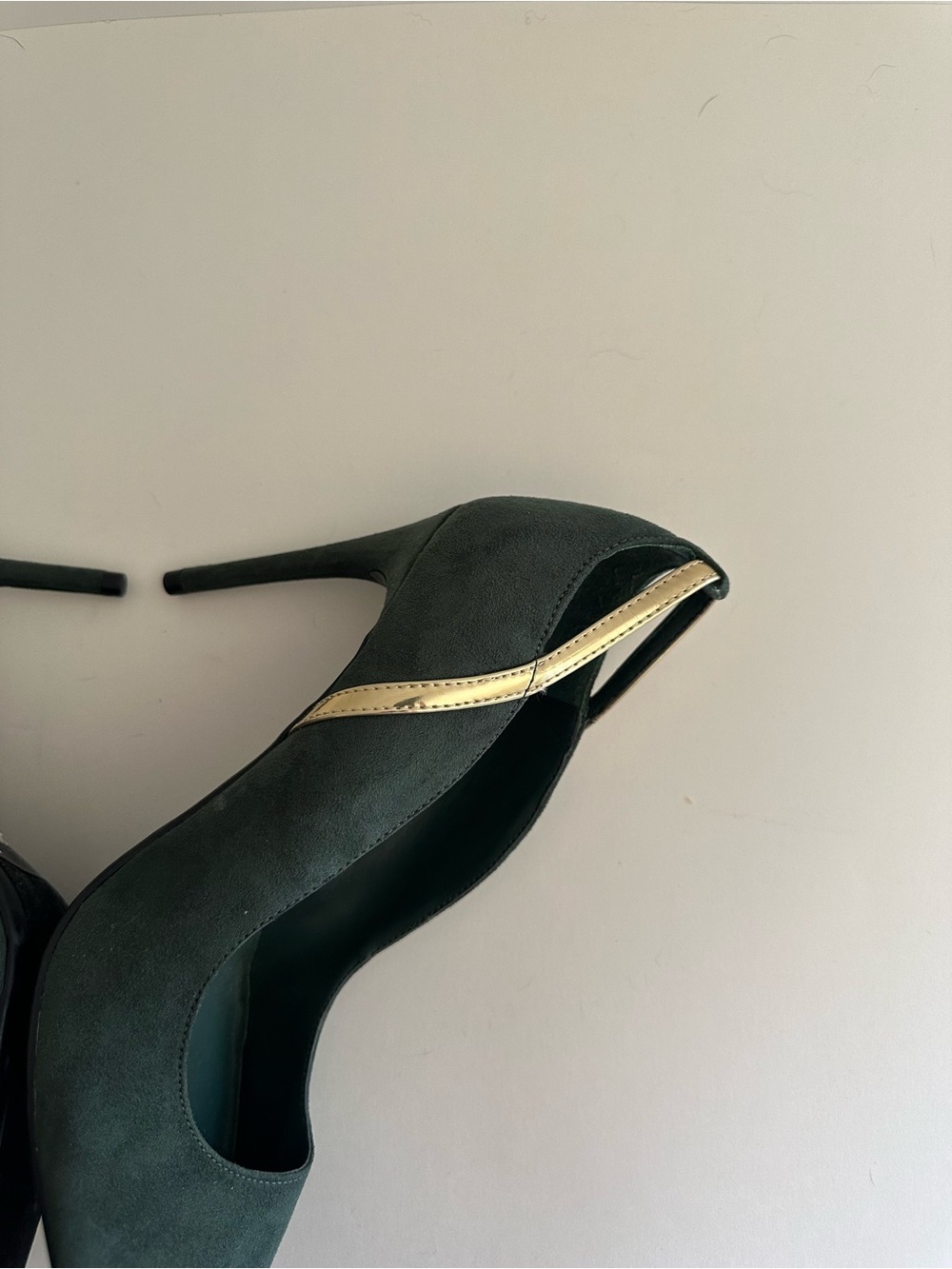 Marc Fisher Green Gold Trim Garlene Vegan Suede Heels - Picture 9 of 11